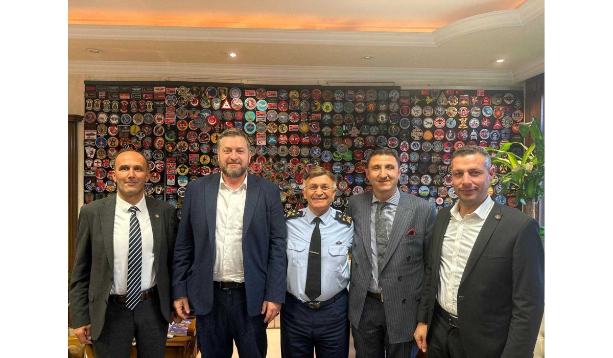  Genel Kurmay İstihbarat Başkanı Korgeneral Sayın Yaşar KADIOĞLU"nu Makamında ziyaretimiz
