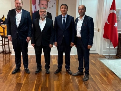 SAĞLIK BAKAN YARDIMCISI SAYIN HALİM ÖZÇEVİK'E ZİYARETİMİZ.
