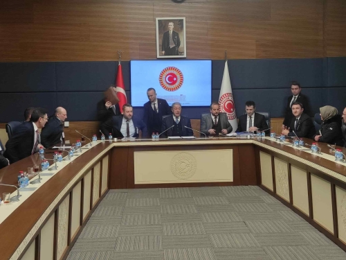 TBMM Savunma Komisyonu Başkanı Hulusi AKAR ile Kamuda Çalışan Şehit ve Gazi Yakınlarının Taleplerini Görüştük