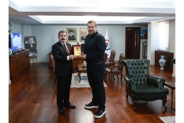 SAMSUN VALİSİ SAYIN ORHAN TAVLI'YI MAKAMINDA ZİYARETİMİZ 
