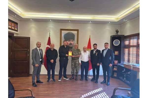 SAMSUN GARNİZON KOMUTANI GAZİ TÜMGENERAL DAVUT ALA'YI MAKAMINDA ZİYARETİMİZ 