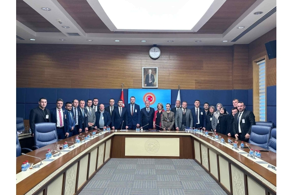 TBMM Savunma Komisyonu Başkanı Hulusi AKAR ile Kamuda Çalışan Şehit ve Gazi Yakınlarının Taleplerini Görüştük